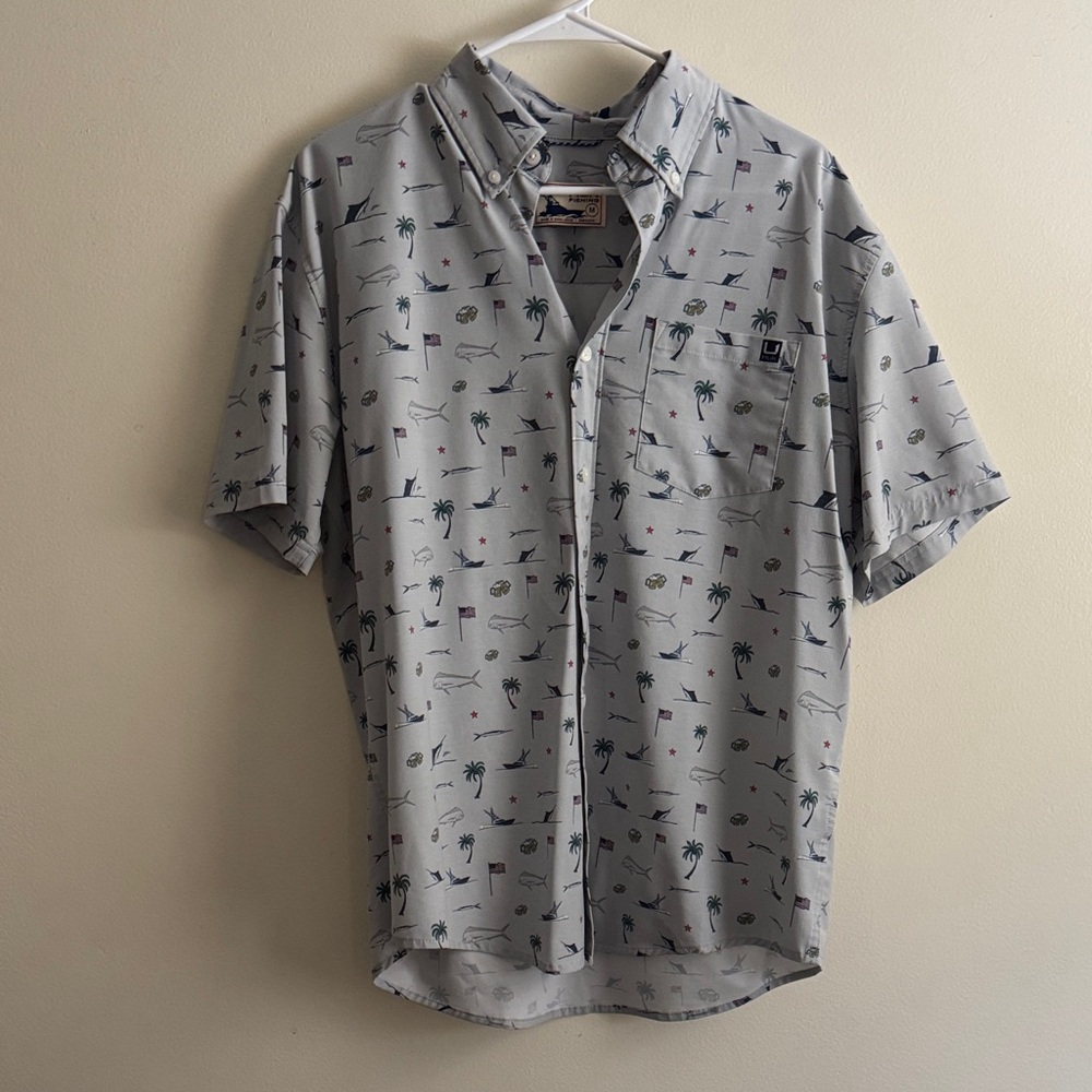 Men's HUK Short-Sleeve Button-Up Shirt - Light Gray Tropical Print